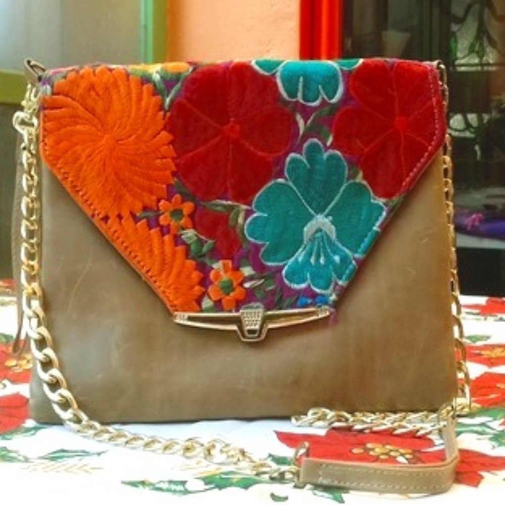 Leather and embroidery handbag